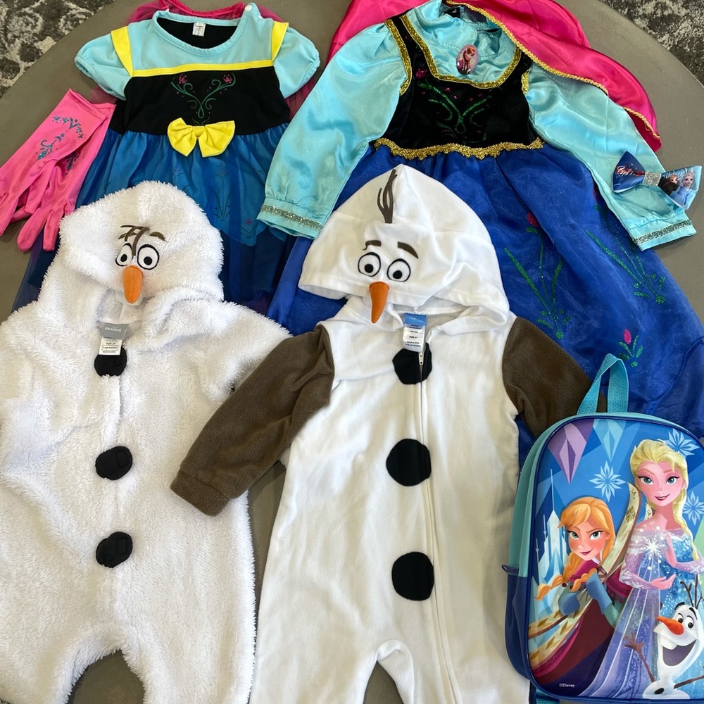 Disney’s Frozen Costume Bundle ❄️☃️🛷